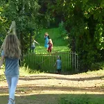 La Grande Maison 3* Pas-de-Jeu