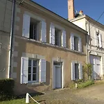 La Grande Maison Nocleg ze śniadaniem Pas-de-Jeu