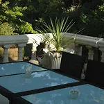 La Grande Maison Pas-de-Jeu
