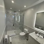 La Grande Maison Nocleg ze śniadaniem 3*