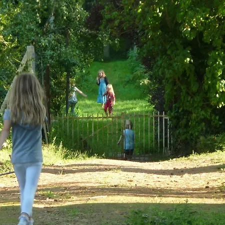 La Grande Maison 3* Pas-de-Jeu